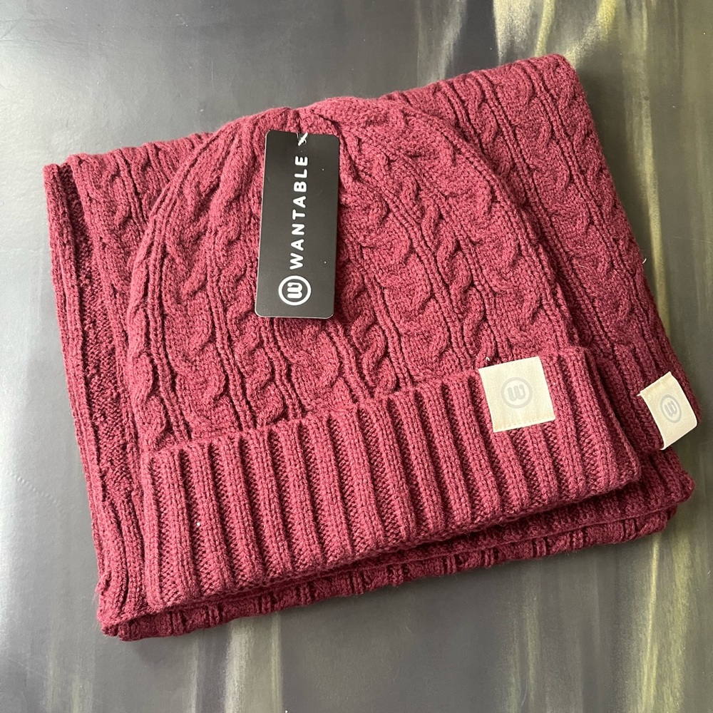 🧣 Warm & Cozy Wable Hat and Scarf Set 🧣